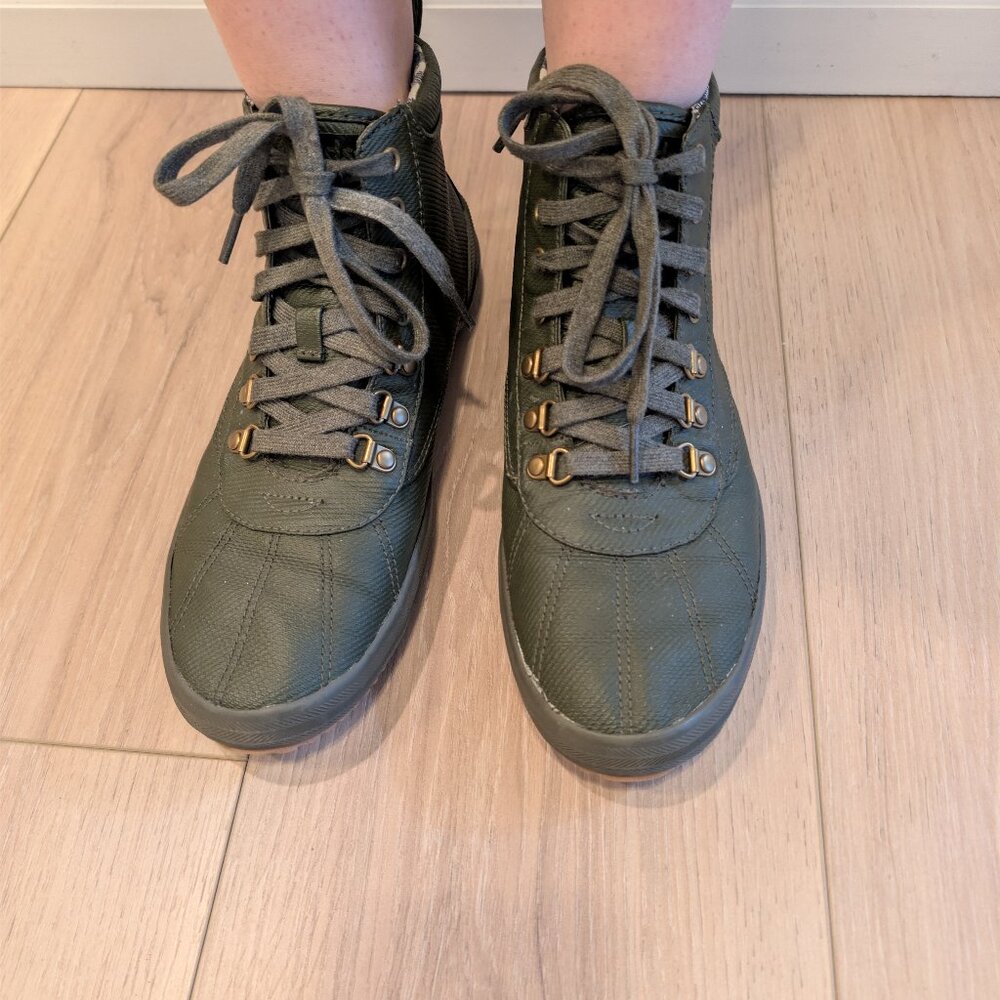 Keds Womens size 9.5 Water Resistant Boots Olive Green